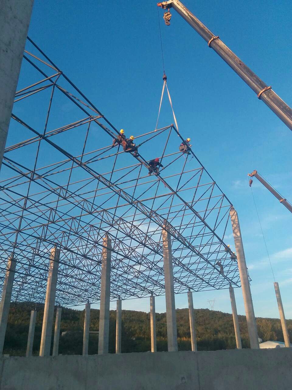 徐汇汪清物流园网架